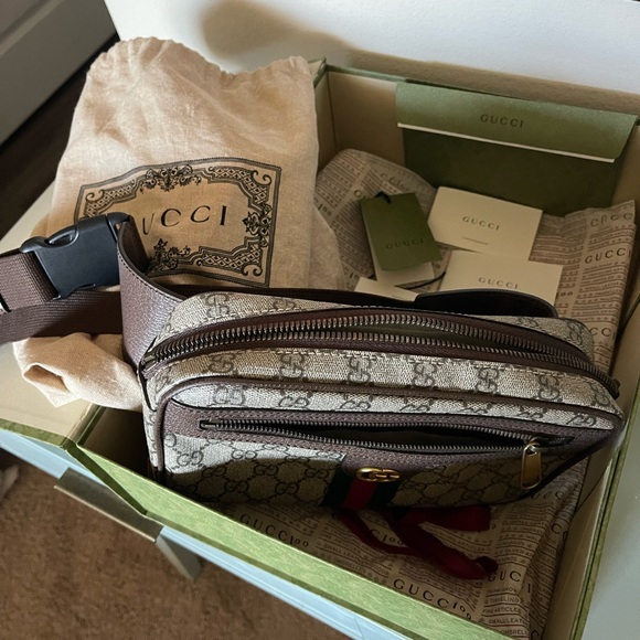 Authentic Gucci crossbody bag - Picture 7 of 11